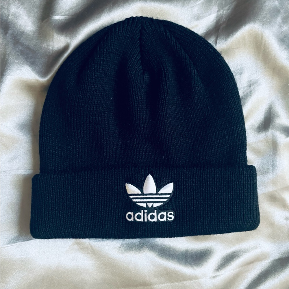 Adidas unisex beanie